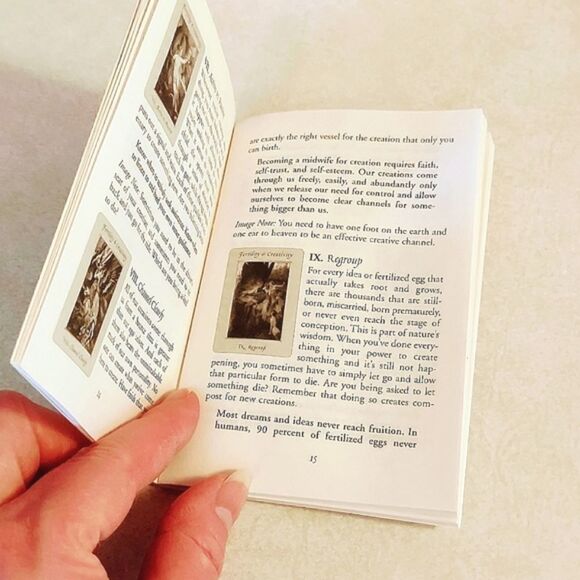 Vintage healing cards WOMEN'S BODIES WOMEN'S WISDOM 50 Card Deck - Picture 4 of 6